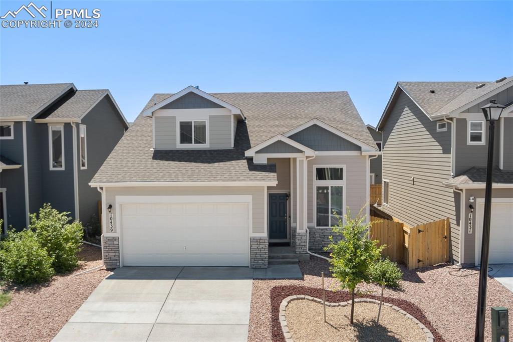 a house view with a outdoor space