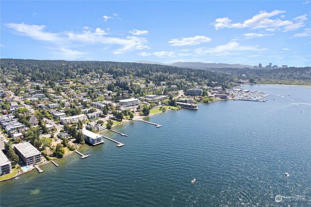 $15,750,000 | 6211 Lake Washington Boulevard Northeast | Lakeview