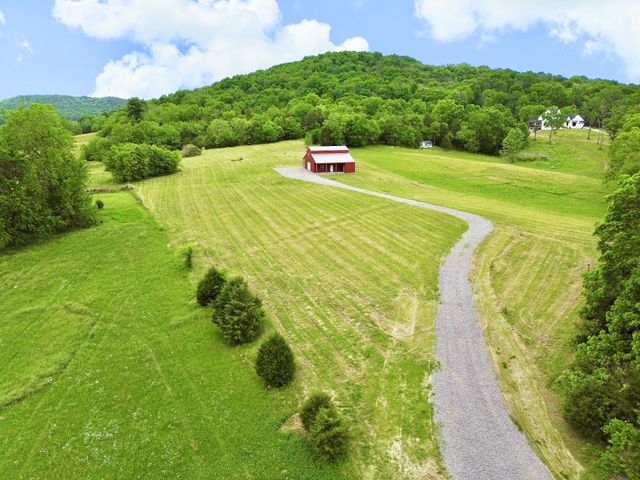 $395,000 | 1261 Fuston Hollow Road