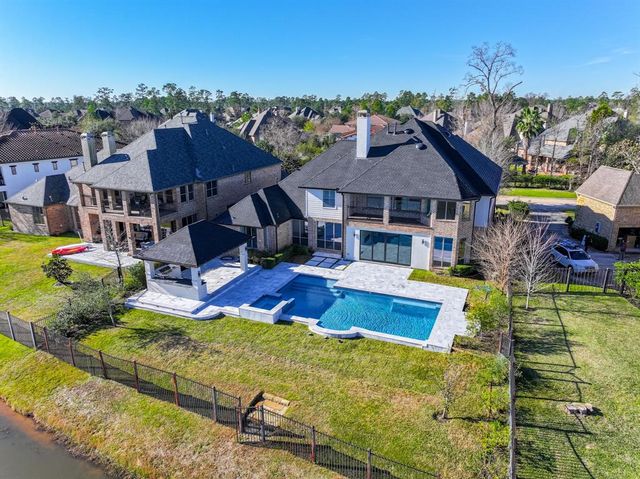 $1,850,000 | 158 Bauer Point Circle | Creekside Park