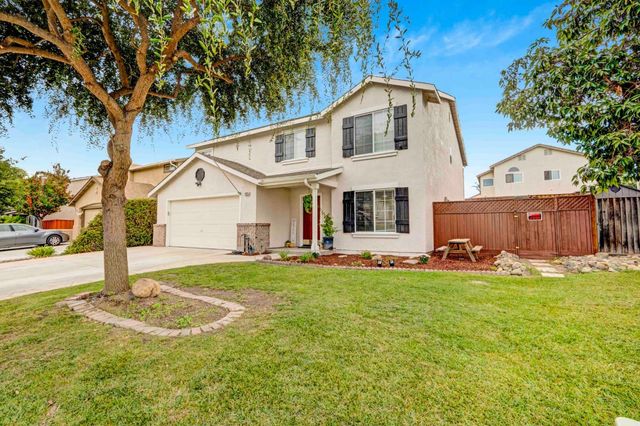 $883,000 | 2425 Glenview Drive | Hollister