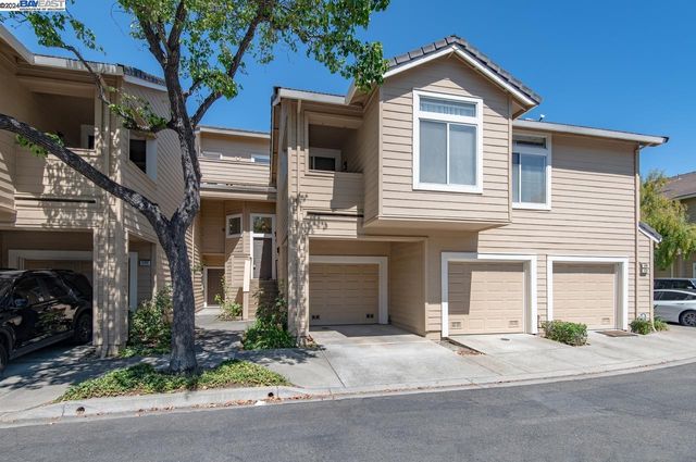 $849,000 | 5207 Fairbanks Common | Ardenwood