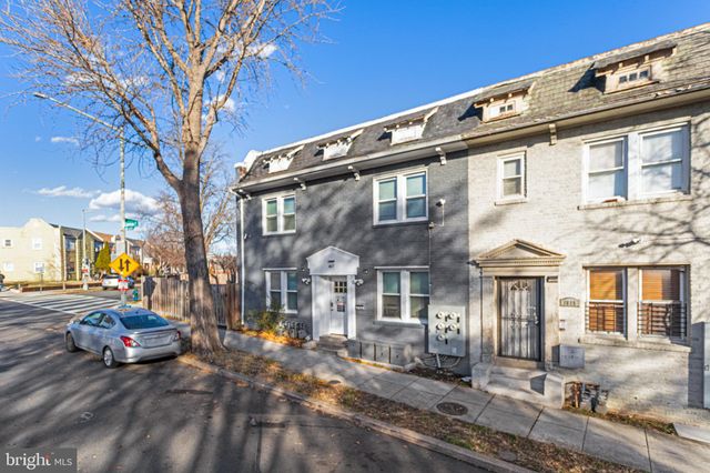 $2,400 | 1617 Corcoran Street Northeast, Unit 1 | Brentwood