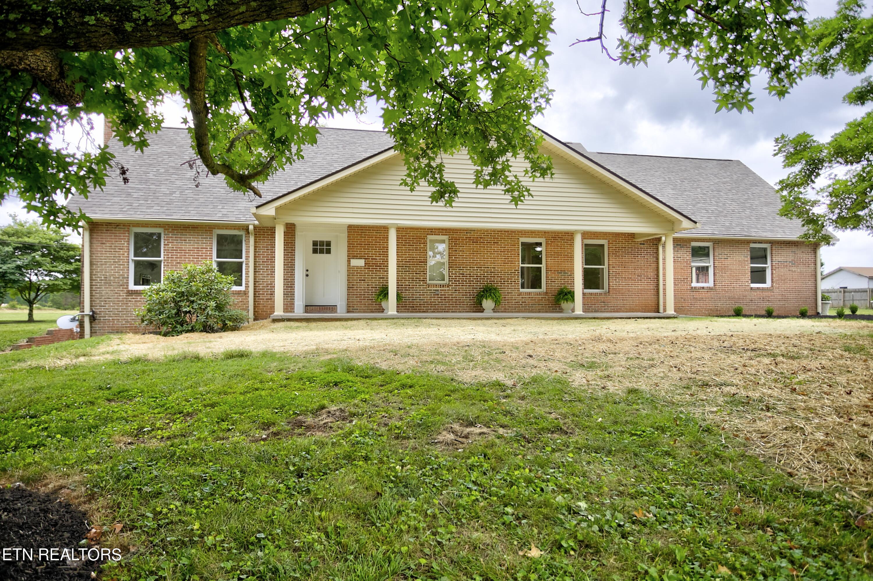 335 Peterson Lane Front View