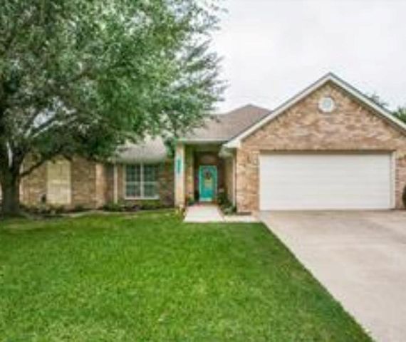 $2,150 | 6005 Western Creek Lane | Haltom City