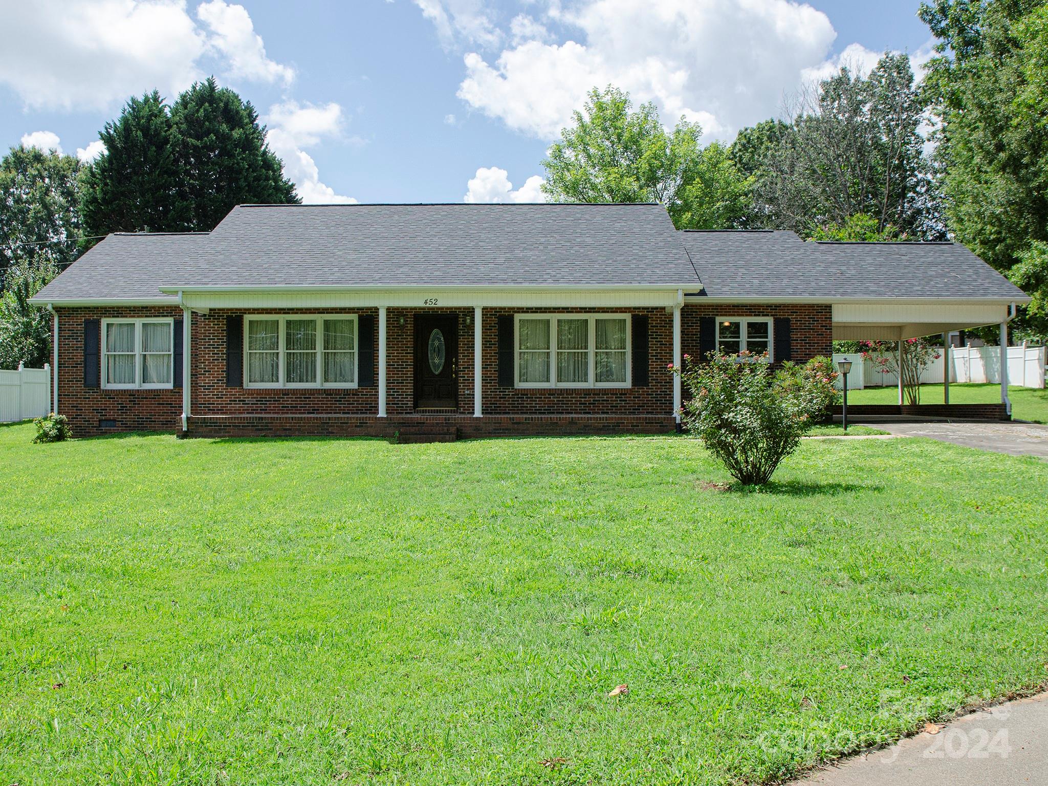 front view of house with a yard