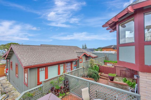 $3,000,000 | 786 Pine Street | New Monterey