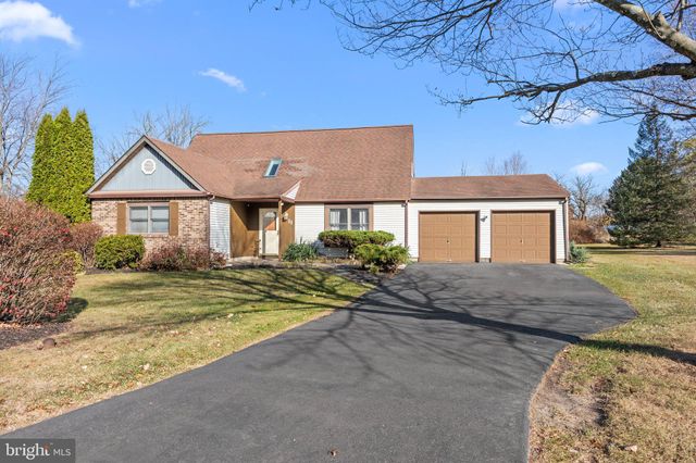 $479,000 | 11 Gibson Circle | Bedminster Township - Bucks County