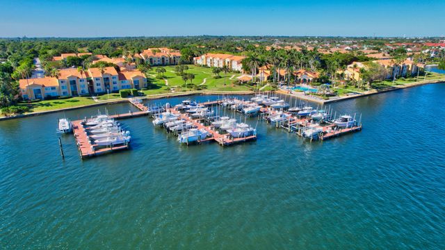 $369,000 | 127 Yacht Club Way, Unit 111 | Hypoluxo