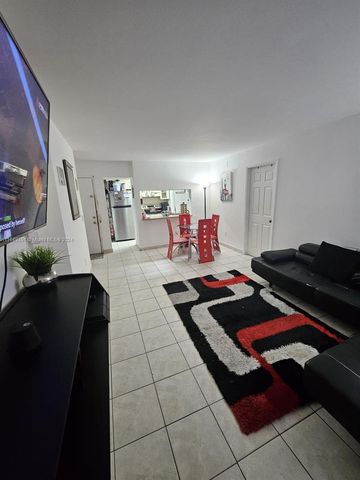 $299,900 | 6520 West 27th Court, Unit 2255 | Hialeah