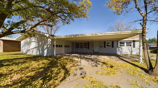 $286,000 | 5402 14th Street | Northwest Lubbock