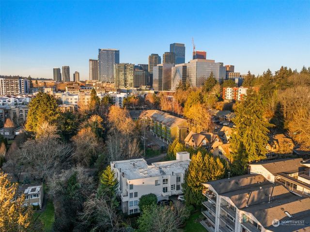 $839,950 | 10237 Southeast 3rd Street, Unit 7 | West Bellevue