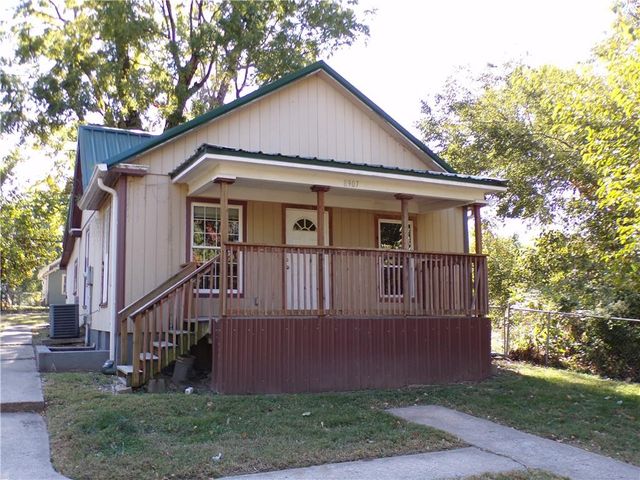 $119,900 | 8907 East Smart Avenue | Independence