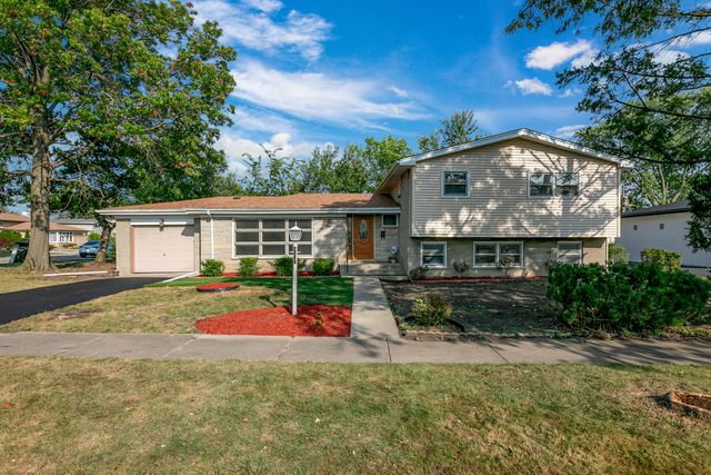 $499,900 | 9527 Overhill Avenue | Morton Grove