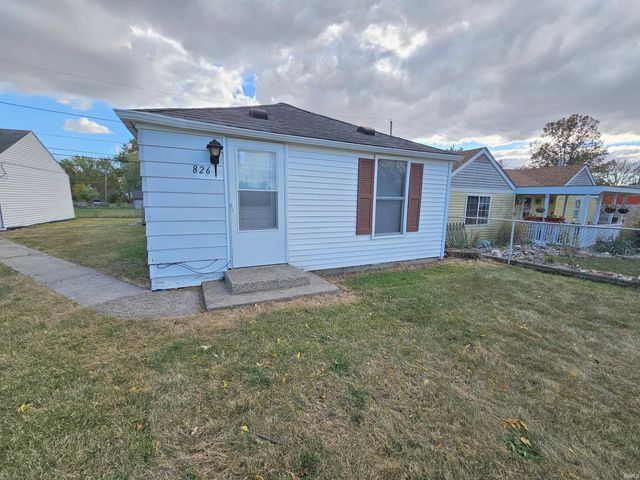 $79,500 | 826 East Belmont Drive | Suburban Heights