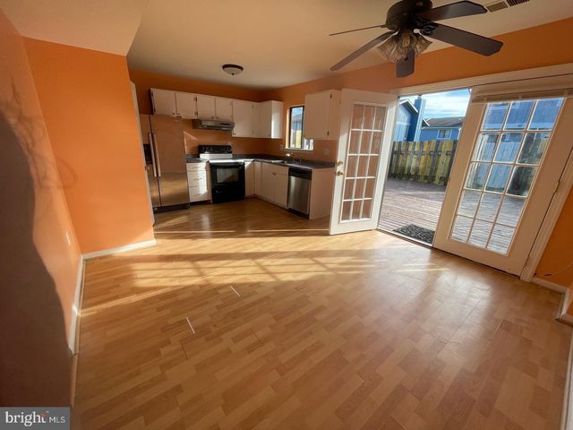 $2,300 | 8631 Madera Court | Manassas Park