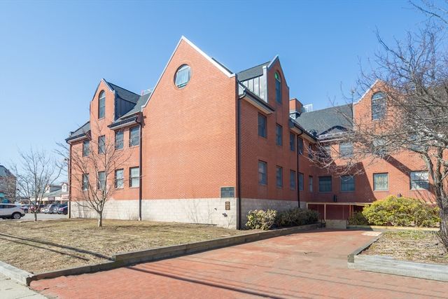 $425,000 | 60 East Central Street, Unit 208 | East Natick