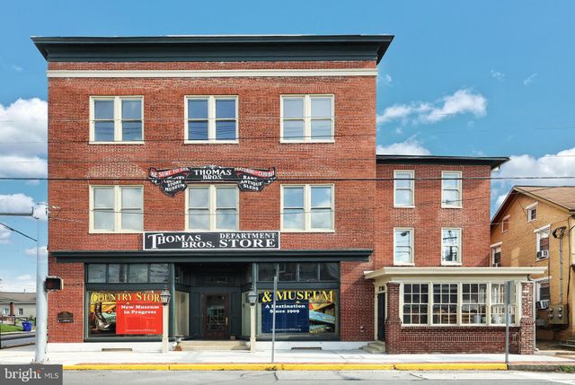 $1,400 | 4 South Main Street, Unit 301 | Biglerville