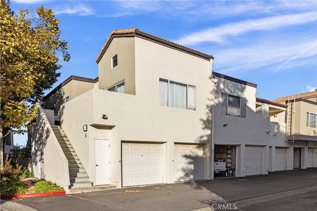 $450,000 | 24485 Valle Del Oro, Unit 202 | South Newhall