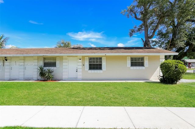 $2,020 | 6025 Southwest 37th Street | Miramar Isles