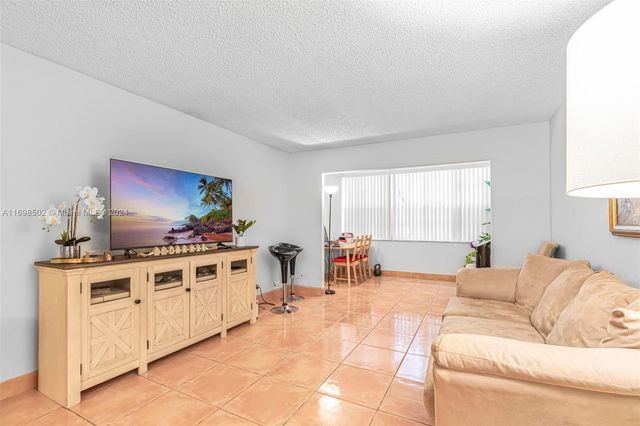 $220,000 | 6600 Cypress Road, Unit 105 | Plantation Drive