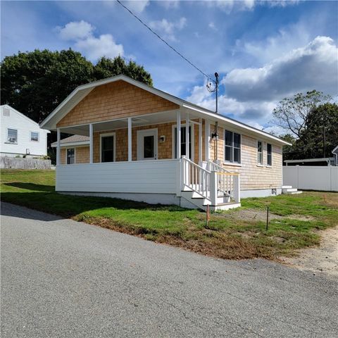 $3,000 | 33 Sakonnet Drive | Common Fence Point