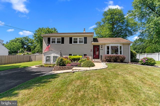 $550,000 | 756 Buttonwood Avenue | Middletown Township - Bucks County