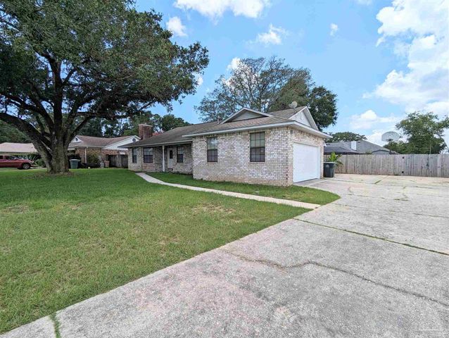 $1,875 | 7415 Lillie Lane | Northwest Pensacola