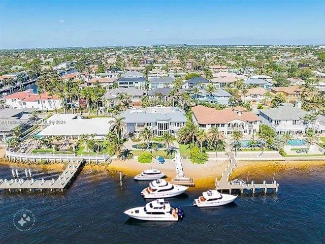 $9,600,000 | 3720 Northeast 31st Avenue | Venetian Isles