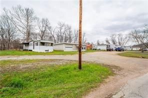 $425 | 353 Ames Road | Bentleyville