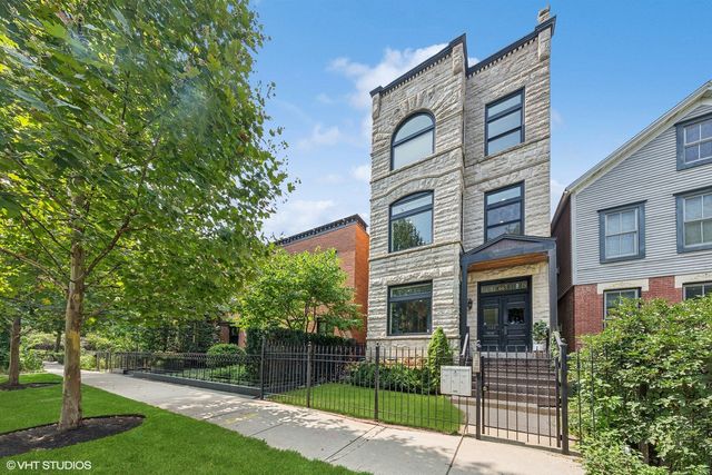 $850,000 | 1422 North Hoyne Avenue, Unit 1 | Wicker Park