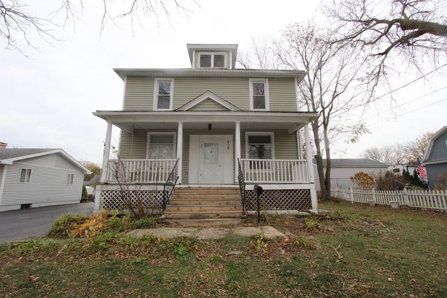 $2,200 | 916 Northampton Street | Woodstock