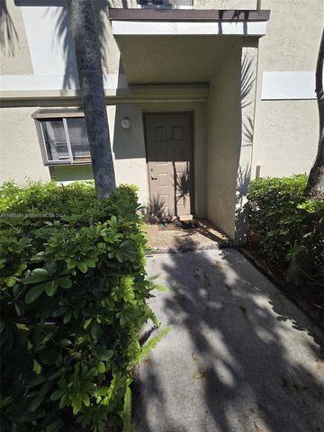 $2,200 | 606 Gardens Drive, Unit 103 | Gardens