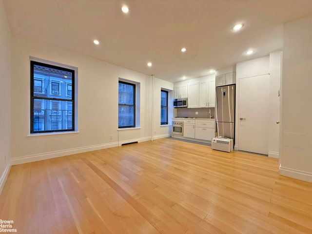 $3,550 | 349 East 58th Street, Unit 4F | Sutton Place