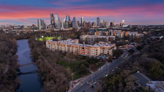 $2,450 | 1900 Barton Springs Road, Unit 3018 | Zilker