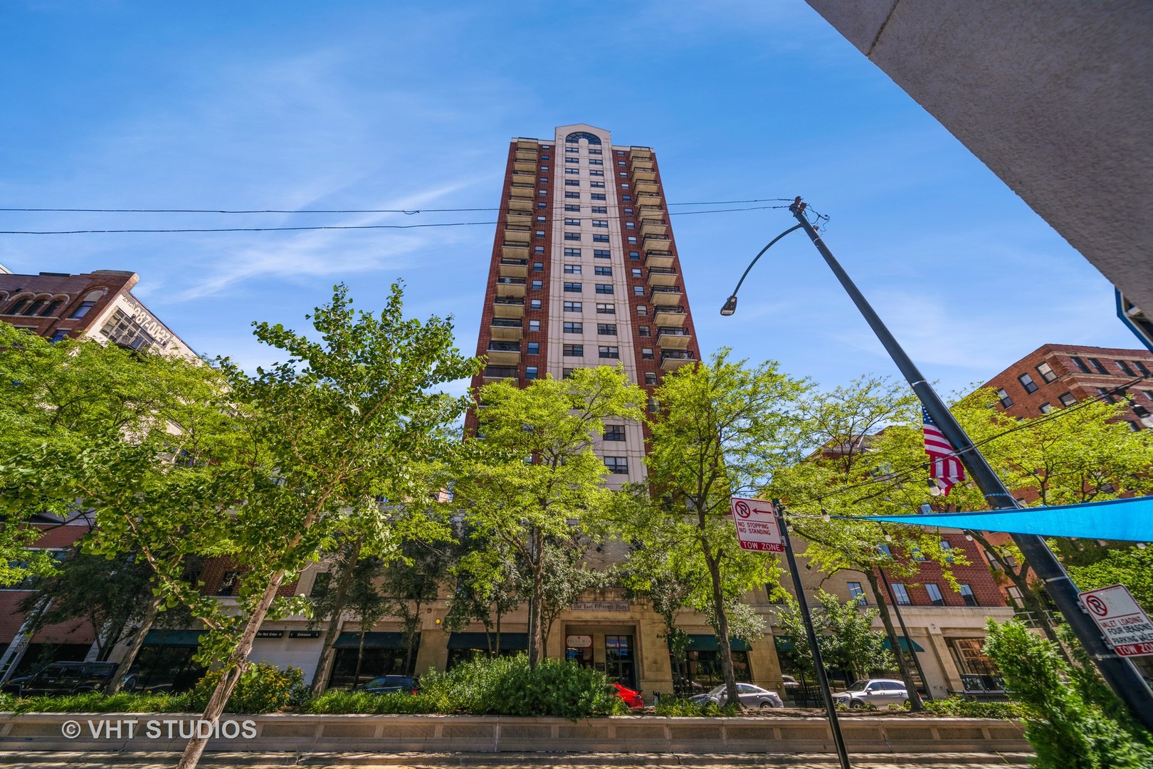 Parking at Chicago Place Condos Garage - Valet