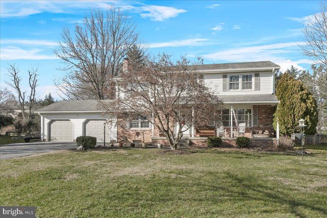 $615,000 | 8028 Fieldstone Drive | Clover Hill