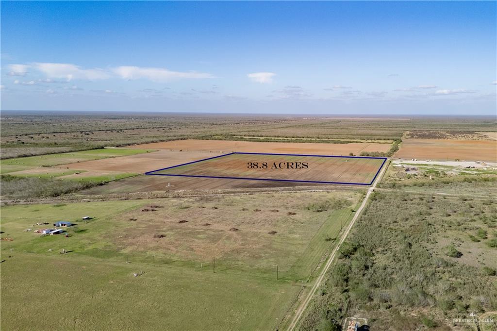 Drone / aerial view featuring a rural view