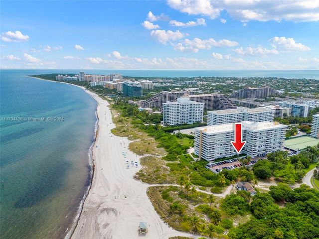 $1,135,000 | 177 Ocean Ln Drive, Unit 106 | Key Biscayne