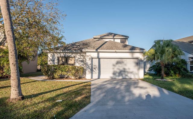 $420,000 | 94 Magnolia Circle | Boynton Beach