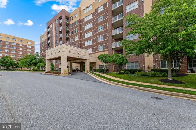 $495,000 | 12246 Roundwood Road, Unit 507 | Roundwood Ridge Condominiums