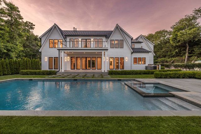 $7,495,000 | 3 Fair Hills Lane | Bridgehampton North