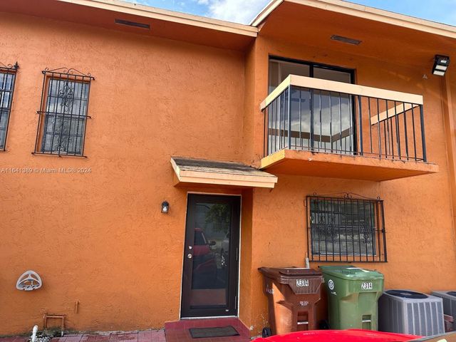 $2,600 | 2314 West 62nd Street, Unit 3 | Hialeah