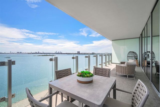 $2,990,000 | 700 Northeast 26th Terrace, Unit 1001 | Edgewater