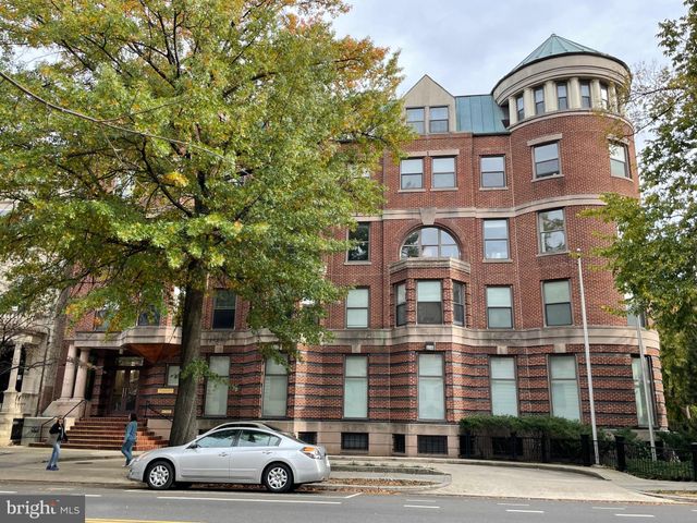 $455,000 | 1615 New Hampshire Avenue Northwest, Unit 52 | Dupont Circle