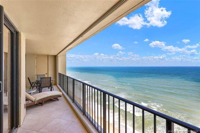 $799,000 | 8750 South Ocean Drive, Unit 1735 | Hutchinson Island South