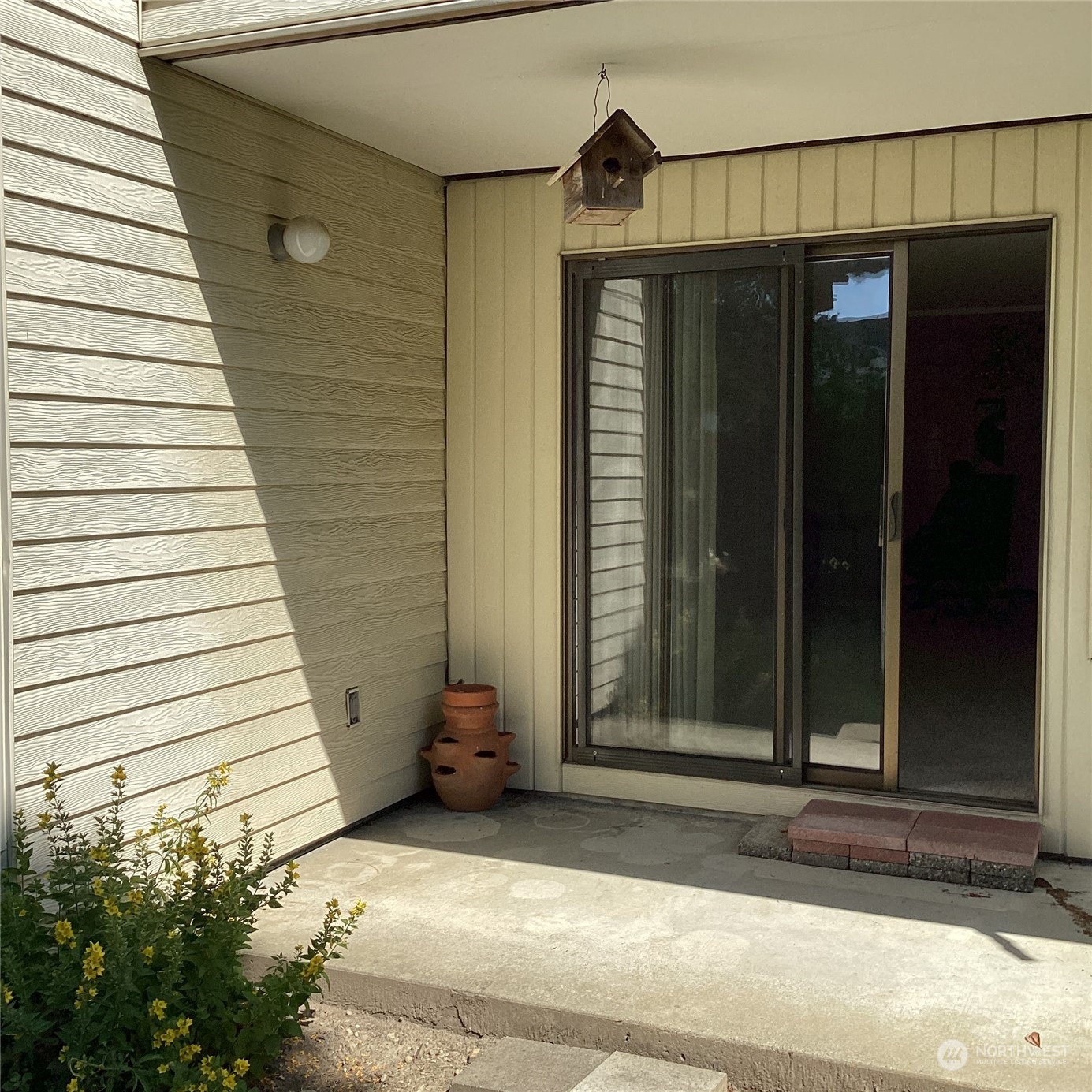 a view of a door of the house