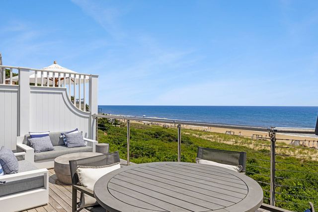 272 Old Montauk Highway, Unit SALT | Montauk