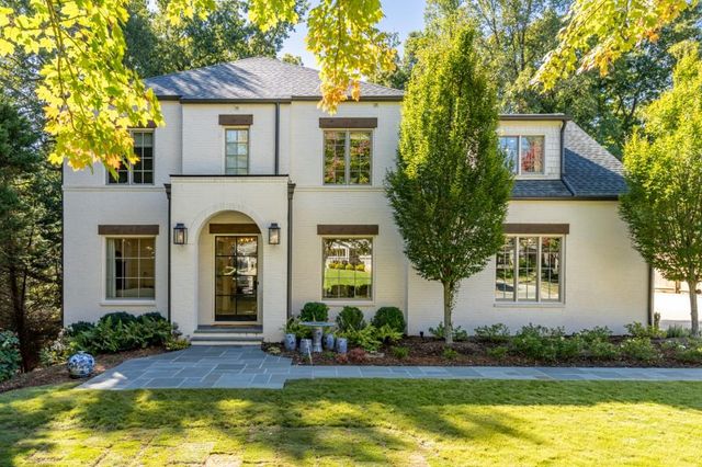 $2,575,000 | 515 Danube Road Northeast | North Buckhead