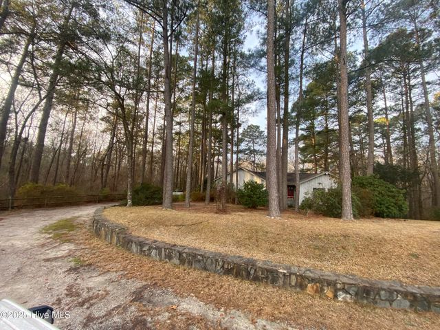 $249,900 | 9300 Creekside Drive | Laurinburg